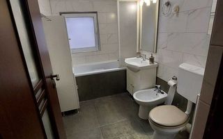 Apartament cu 2 camere central in Floresti - Poză 6