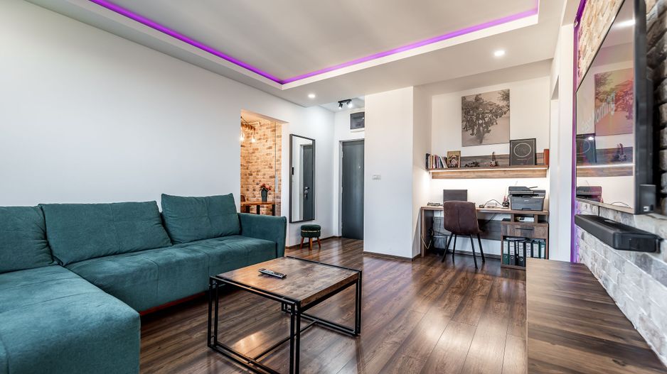 La câtiva pași de mal | 2 camere, 52 mp utili, bloc nou cu lift - Poză 10