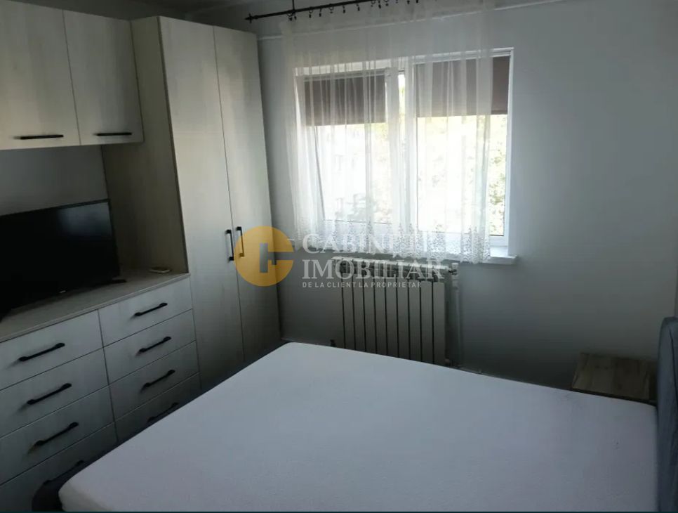 Apartament 2 camere decomandat zona Galata - Poză 3
