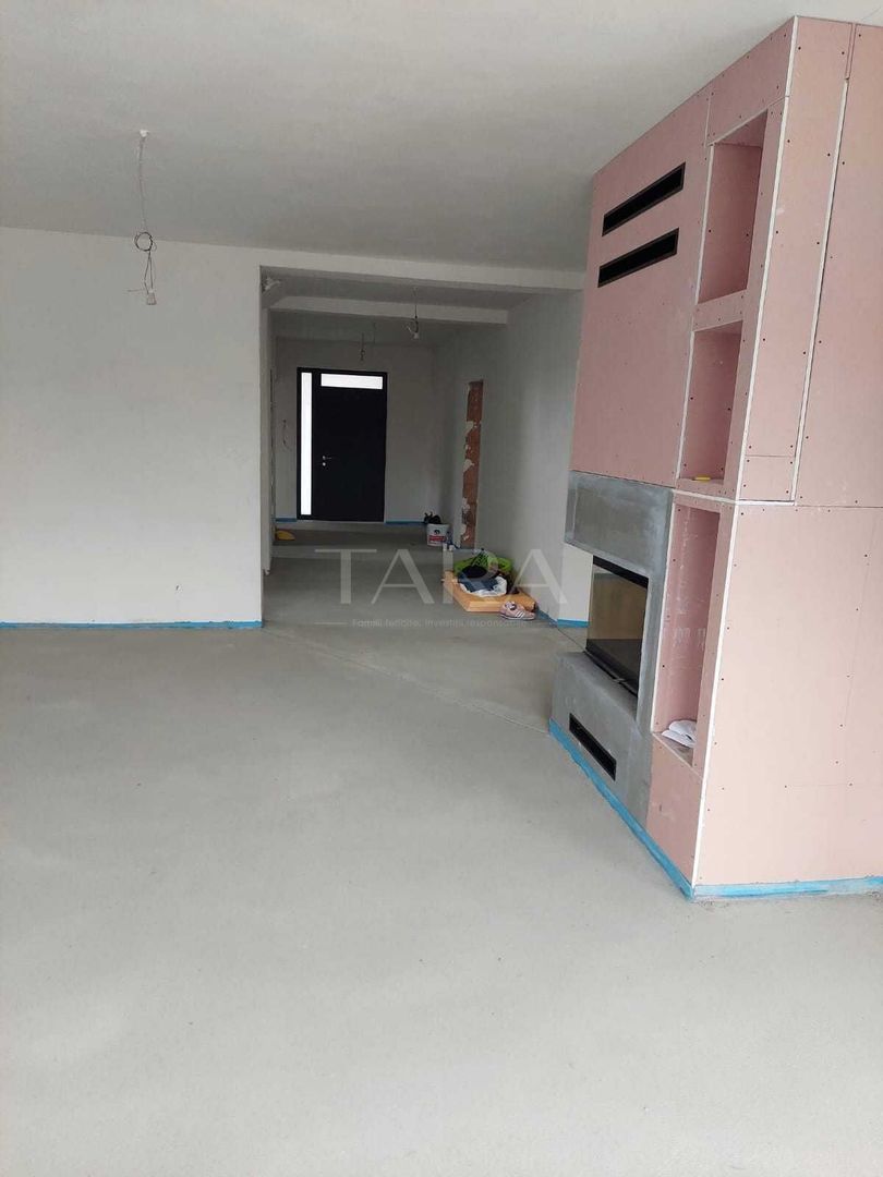 Casa cu 4 camere de vanzare in Sannicoara - Poză 2