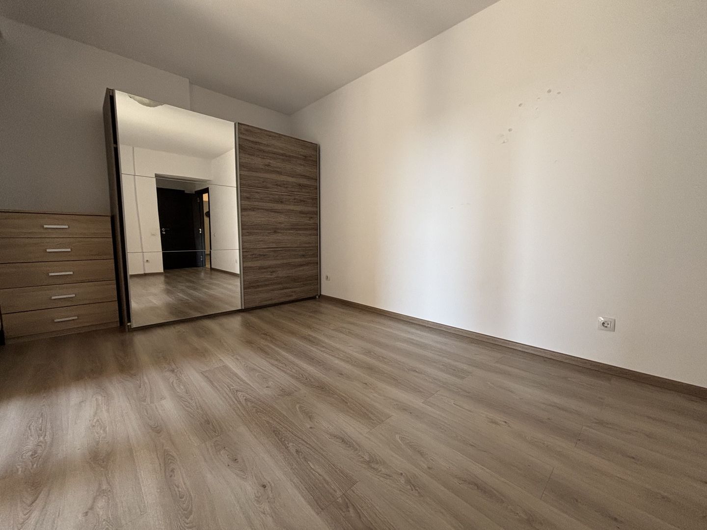 APARTAMENT 3 CAMERE | 184MP CONSTRUITI - 2.500EURO/MP | GROZAVESTI - Poză 13