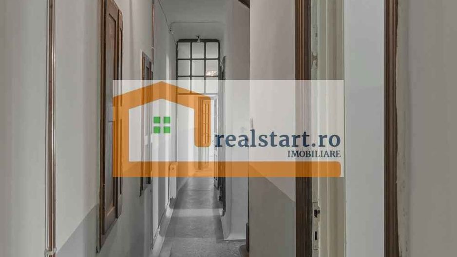 Vila individuala, S+P+E+Pod, curte 500mp, ideal Bistro-caffe, birouri - Poză 16