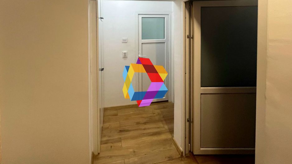 Apartament cu patru camere, zona Scriitorilor 79mp - Poză 2