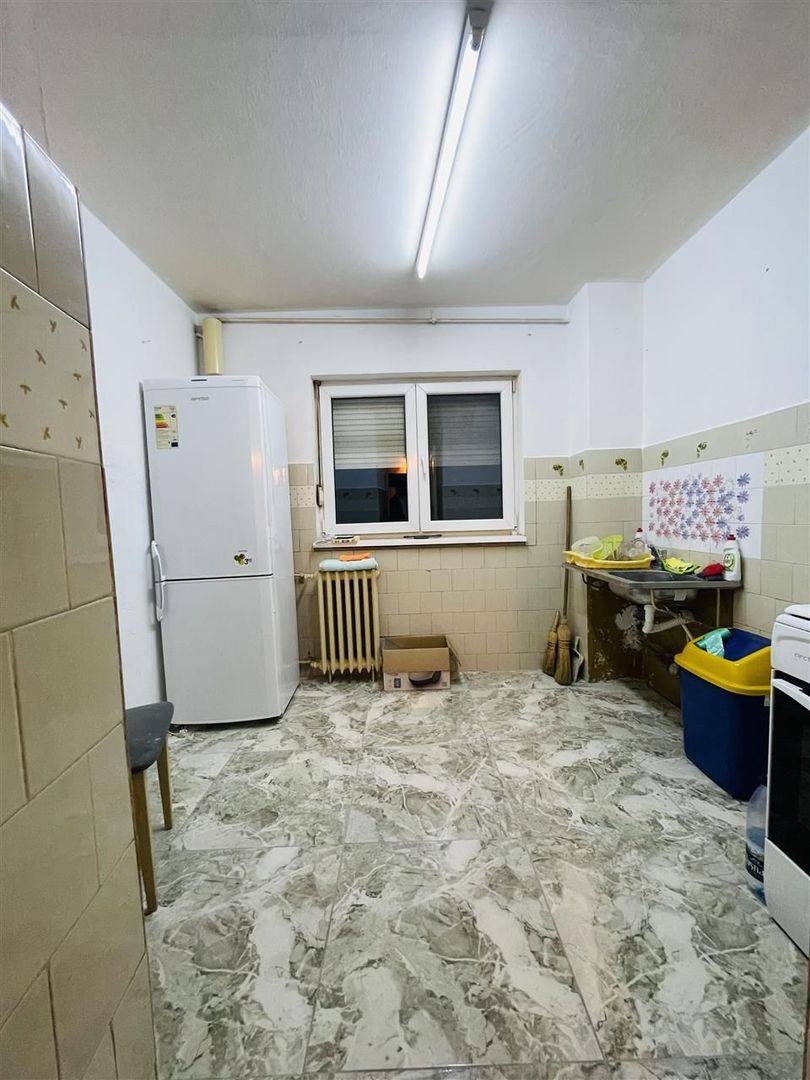 Apartament cu 2 camere semidecomandat Rogerius - Poză 7