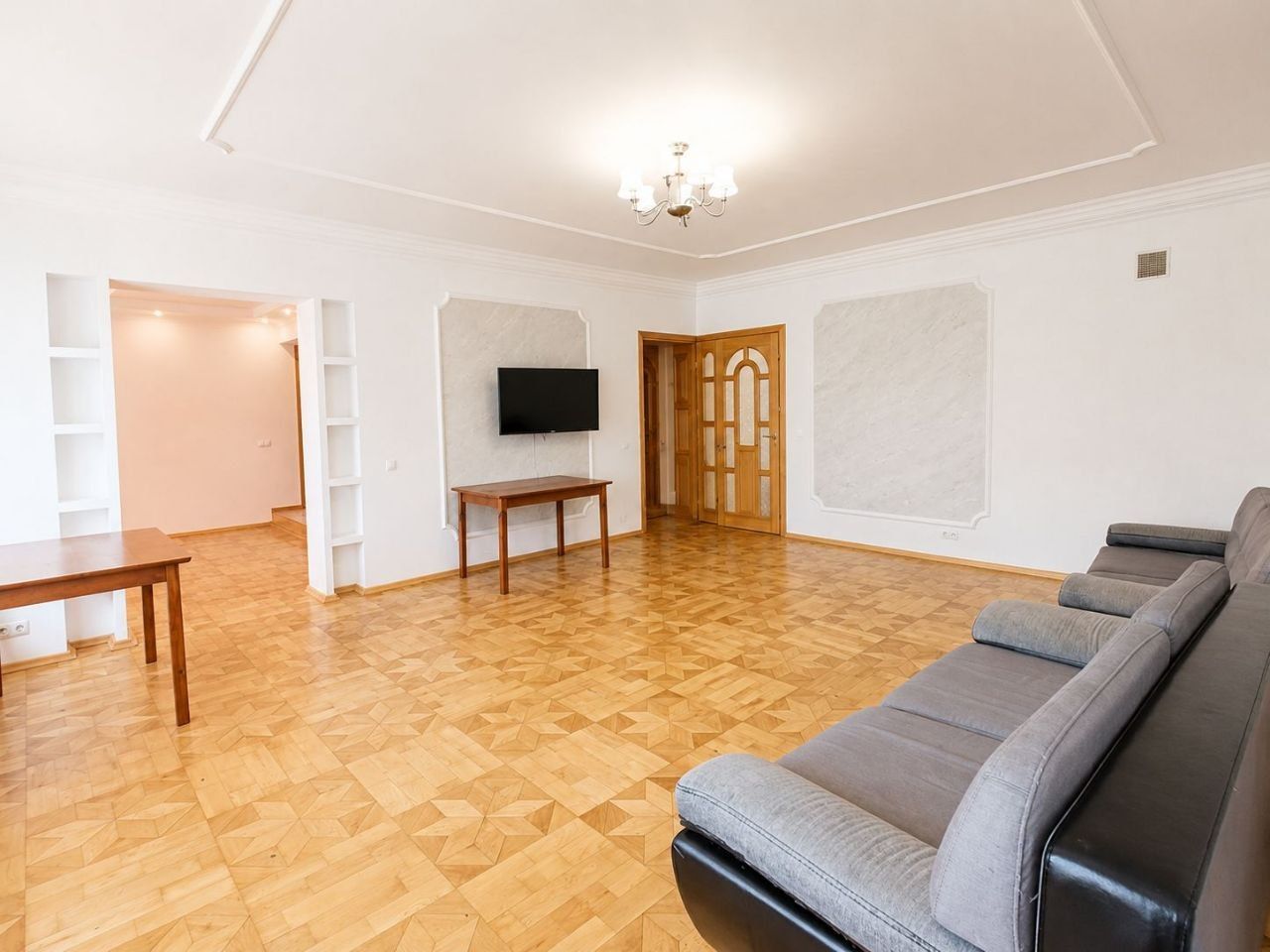 Cojușna - Casă 6 Dormitoare + Living | 259 m² | teren 10,81 ari | Spațiu generos pentru familie | 280.000 € - Poză 13