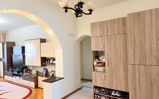 Apartament 4 camere, 102 mp utili,  etaj 2 + garaj + boxa, zona Closca - Poză 3