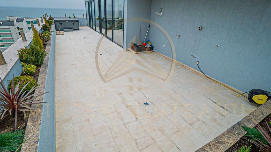 Stațiunea Mamaia - Penthouse de vis cu vedere panoramica la mare si lac - Poză 31