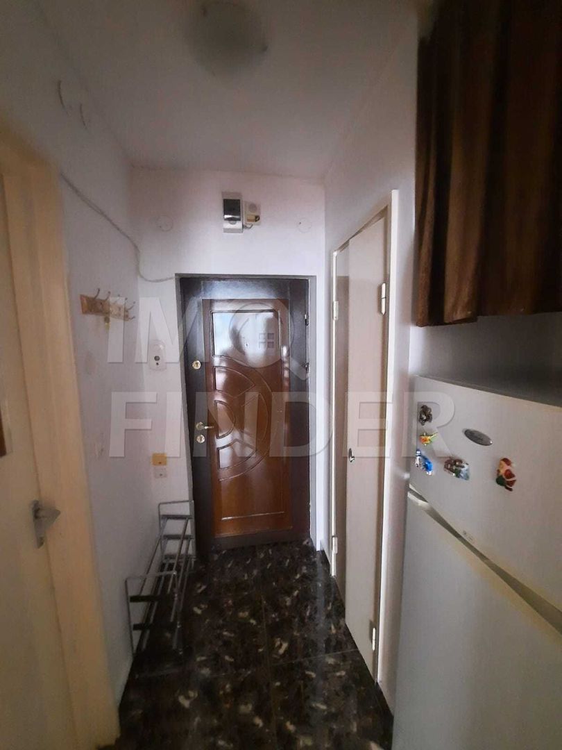 Garsoniera Detunata cu Parcare - Poză 5