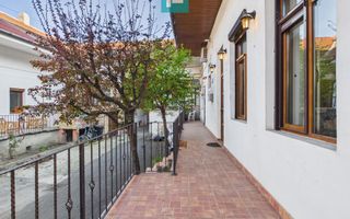 Apartament pe 3 niveluri - ultracentral, Arad - Poză 12