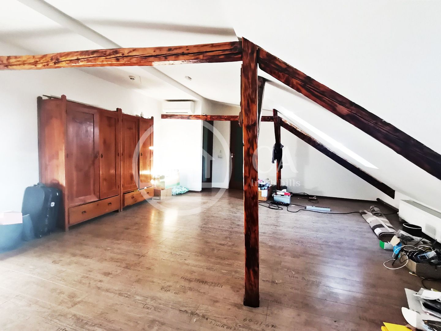 Apartament cu 3 camere la curte comuna de vanzare Ultracentral, Oradea - Poză 10