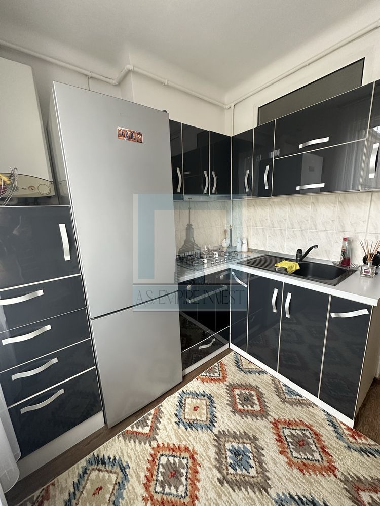 Apartament 3 cam Tractoru, mobilat, utilat, cu beci si loc de parcare - Poză 8