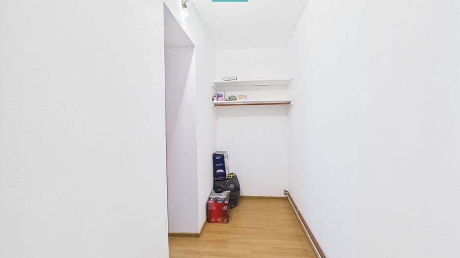 Casă de vacanță mobilată și utilată la Miniș - Poză 13