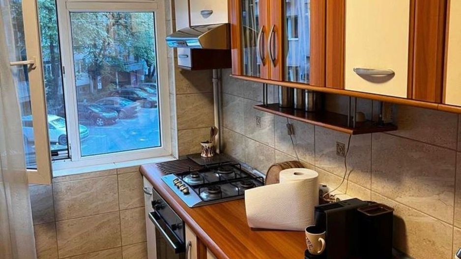 AP. 3 CAMERE DRISTOR, BUCATARIE INCHISA, MOBILAT/UTILAT, METROU 1 MIN - Poză 6