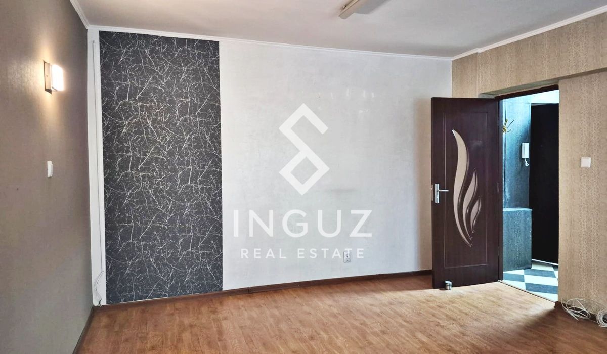 Apartment for Rent – 3 Rooms | Decebal Boulevard | Spacious | Prime Lo - Poză 2