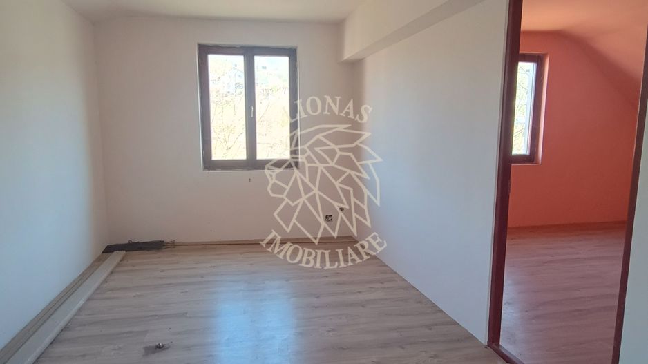 Casa P+M 3 camere 110 mp-teren 1400 mp-Zona Valea Jelnei - Poză 11
