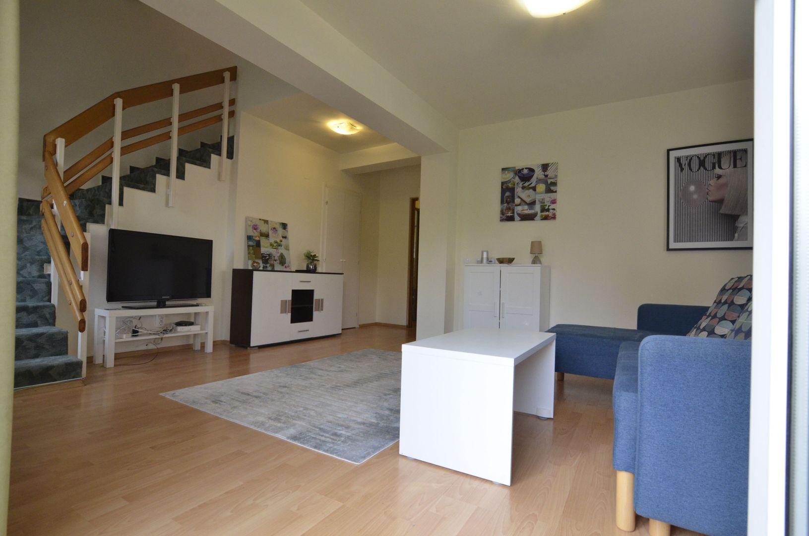 Inchiriem vila tip duplex 3 camere zona OMV Pipera - Poză 2