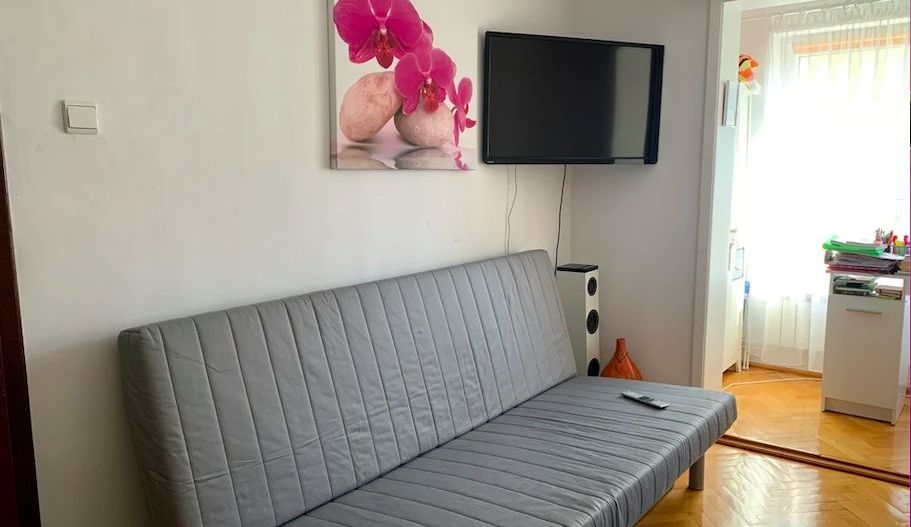 APARTAMENT RENOVAT 3 CAMERE BUCOVINA - Poză 2