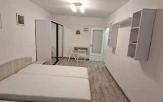 Apartament cu o cameră de închiriat, 30 mp, etaj 7, zona Granit, Iași - Poză 2