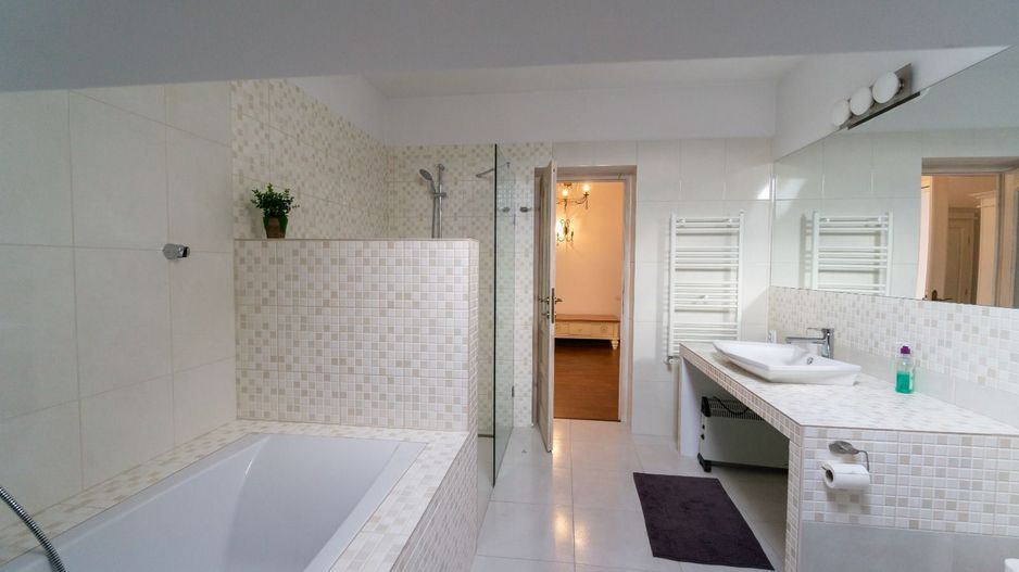 Penthouse de închiriat în Sibiu – Calea Dumbrăvii | 4 camere | 200 mp - Poză 18