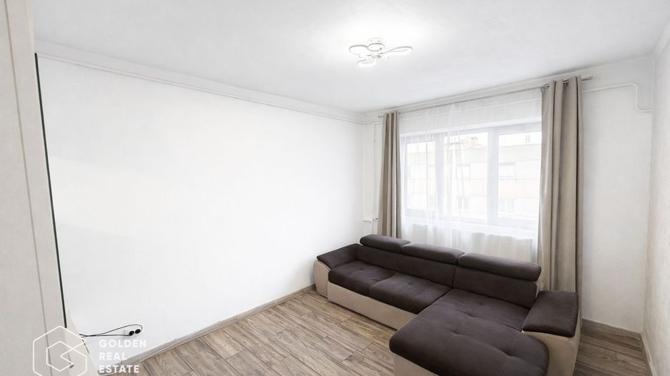 Apartament 2 camere, Piata Mica, renovat recent si loc de parcare inclus - Poză 3