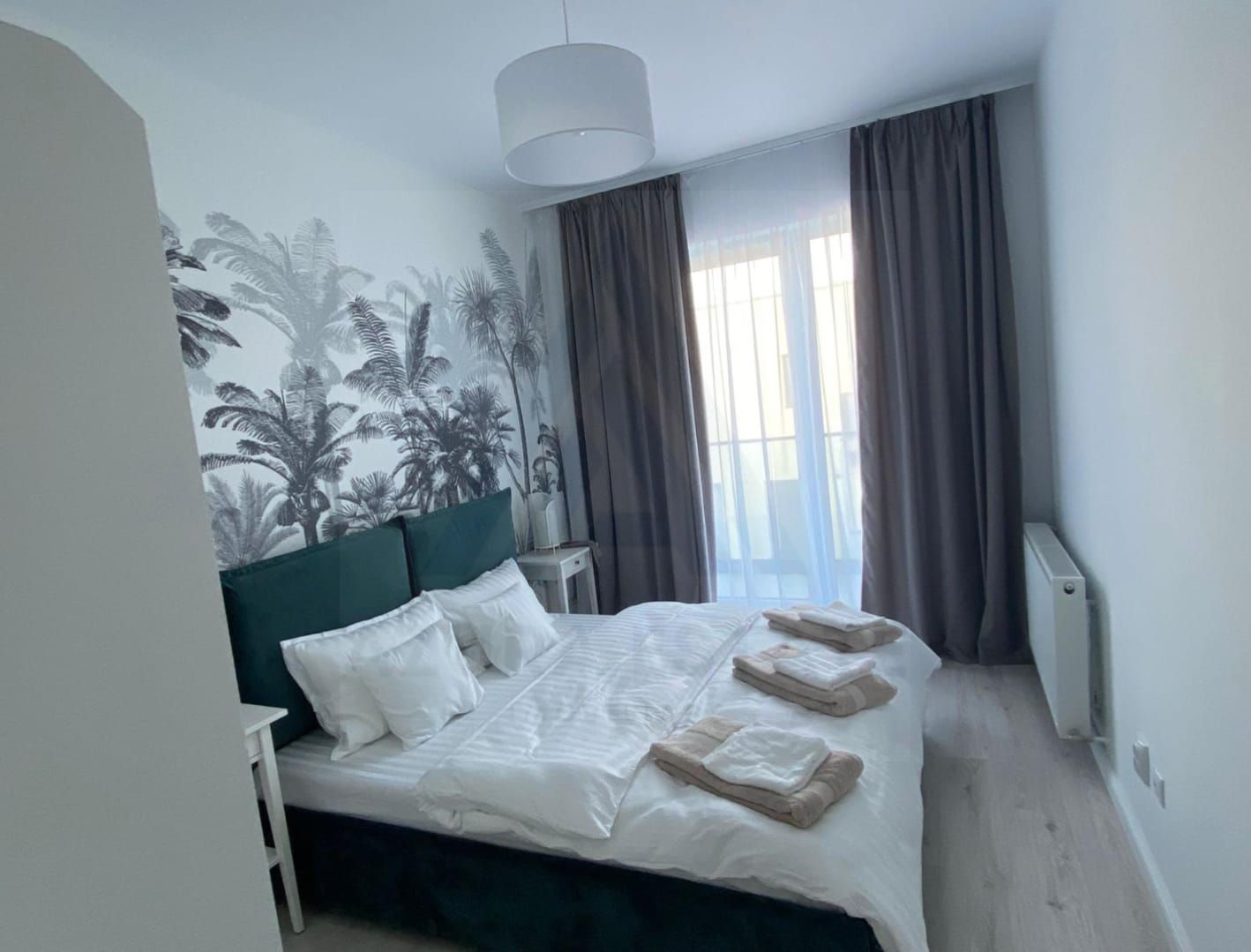 Apartament modern 3 camere balcon 5 mp utili si parcare zona Centrala - Poză 8