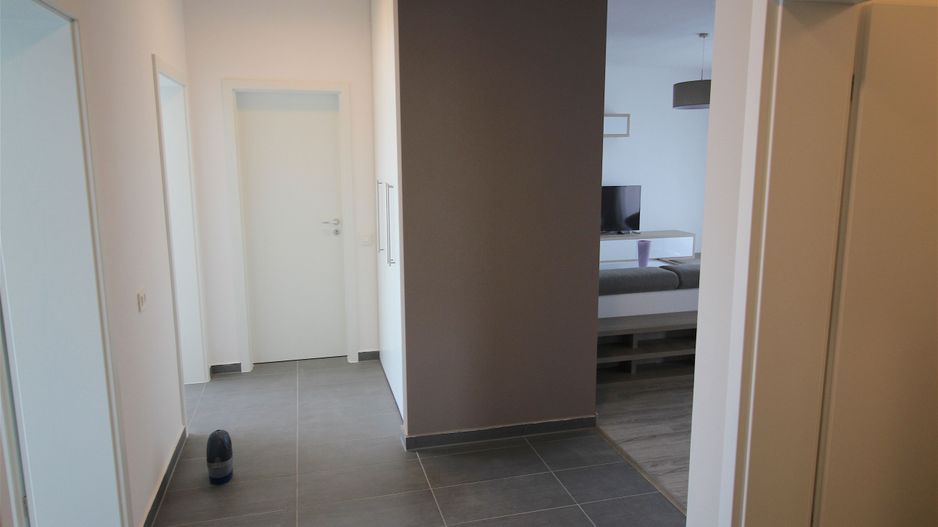 Apartament cu 3 camere de închiriat în zona Nord - Poză 14