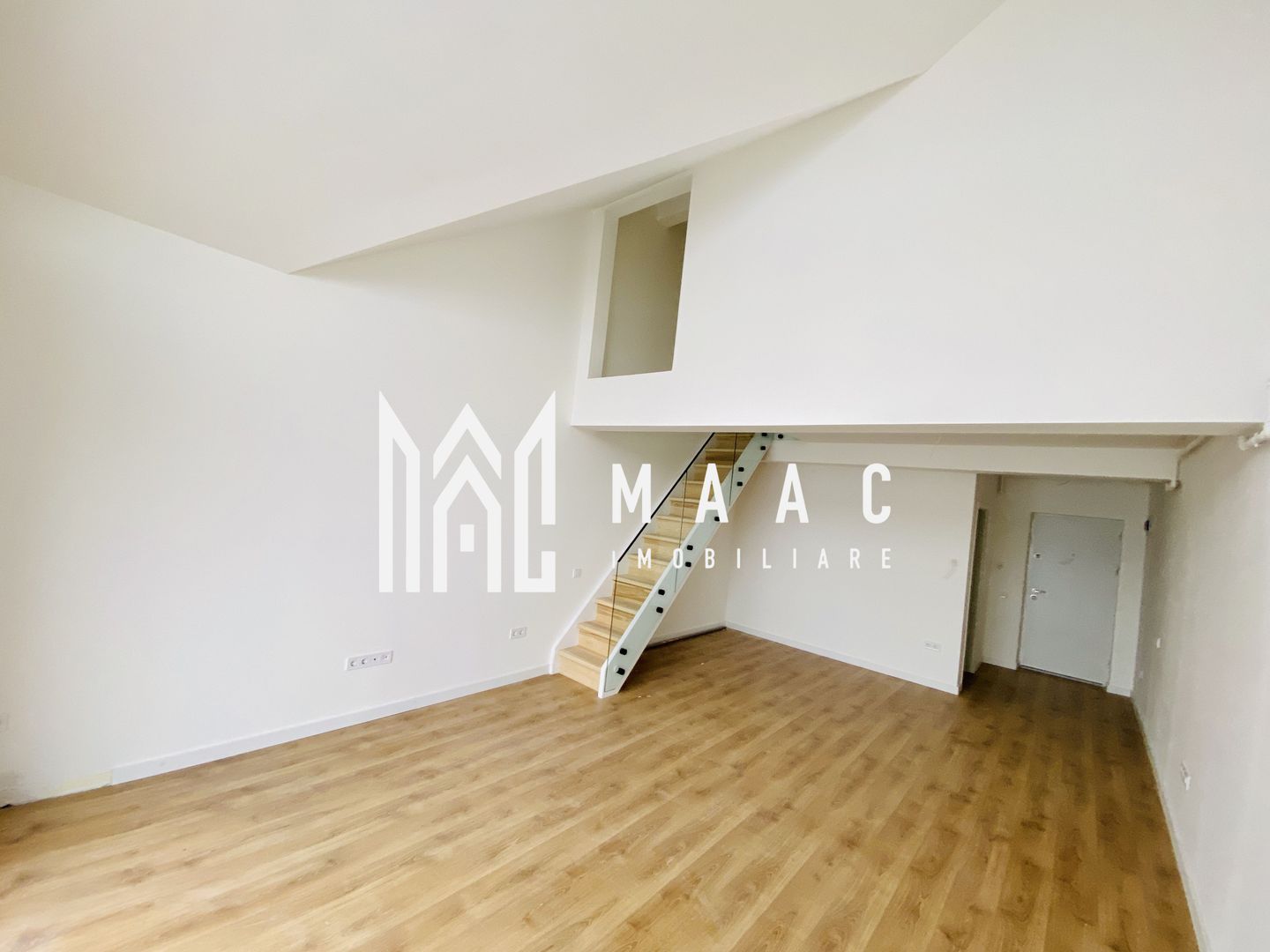 Penthouse pe 2 niveluri I 2 camere I Balcon I 0% Comision - Poză 1