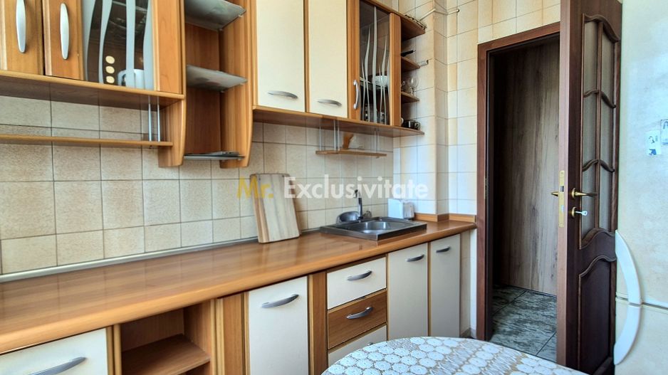 Apartament 3 camere - metrou 1 Dec. - Poză 8