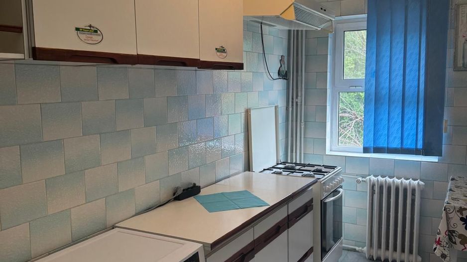 AP. 2 CAMERE VACARESTI - BUCATARIE INCHISA, METROU, MOBILAT MODERN - Poză 6