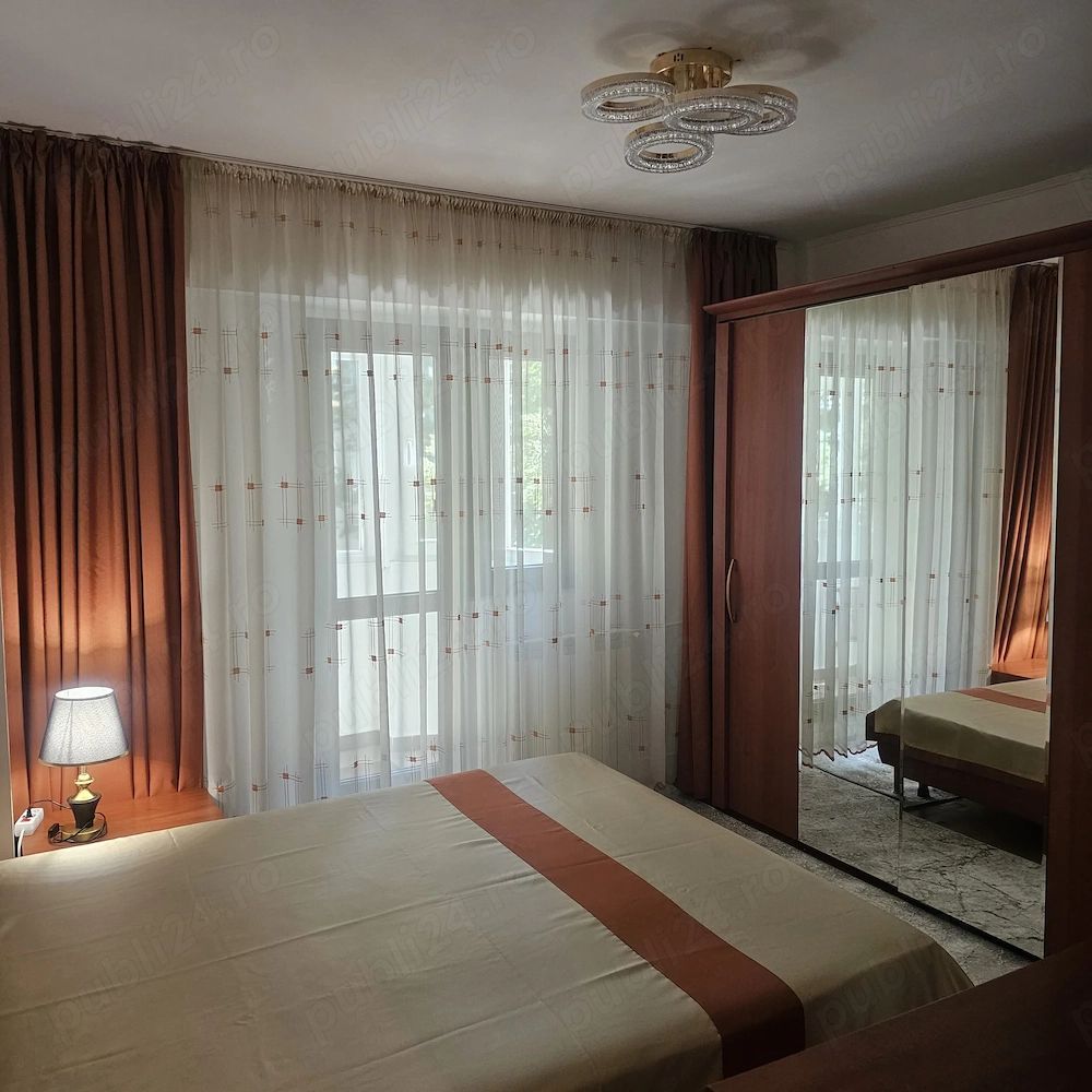 Apartament 2 camere in zona Decebal cu loc de parcare - Poză 3