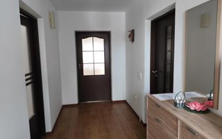 Casa P+1 Baicoi 2700 mp zona rezidentiala. - Poză 6