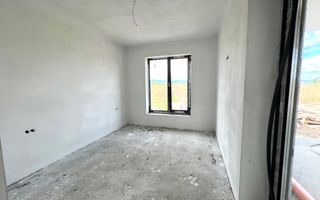 Casa individuala semifinisata, 4 camere, 2 bai, 448mp teren - Poză 12