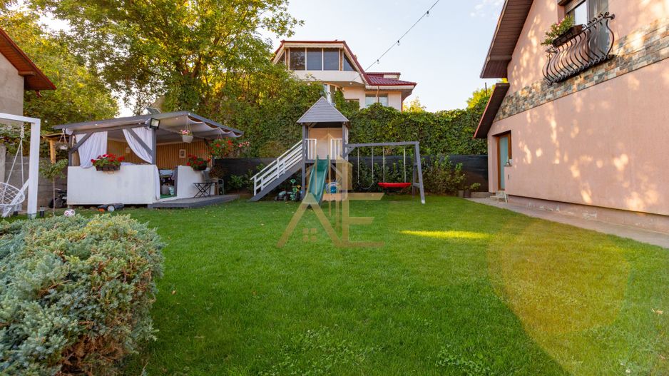 Casă superbă pentru familie în Lilieci – 133 mp utili, 500 mp teren - Poză 42