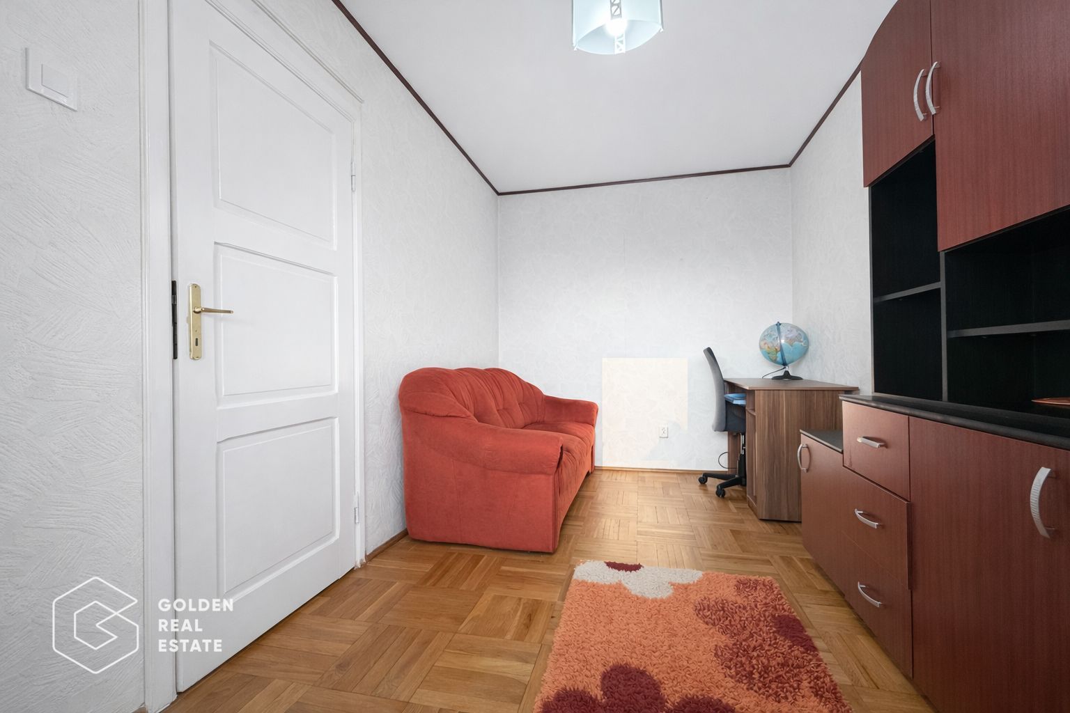 Apartament cu 4 camere, zona Micalaca, etaj 3, decomandat - Poză 2