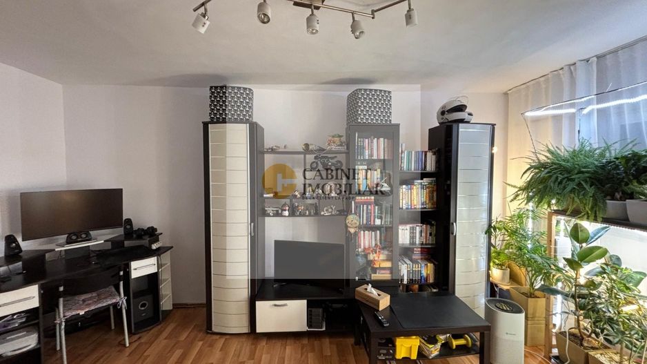 2 Camere - 55MP | Decomandat | 1980 | Metrou Gorjului - Poză 2