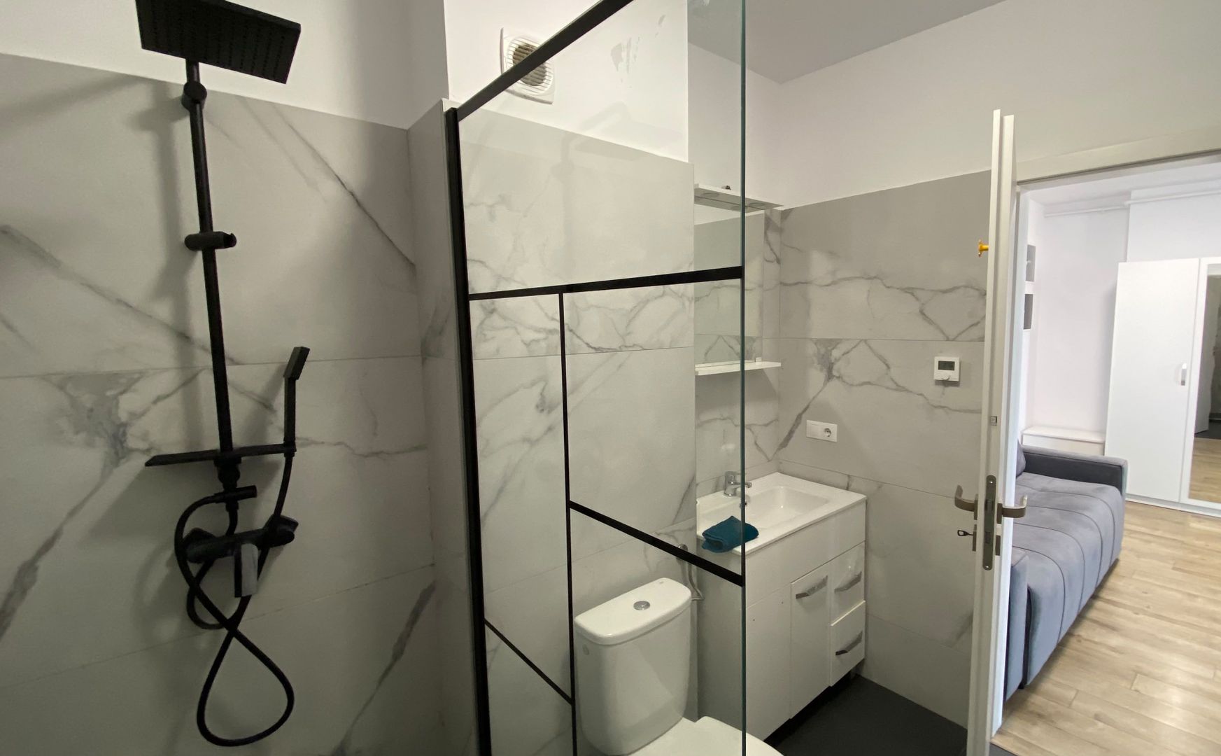 Chirie apartament 2 camere in bloc Nou, Sibiu - Poză 4