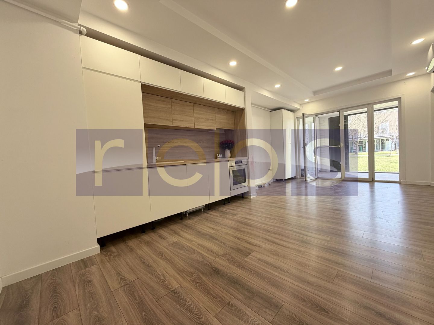 VANZARE 3 CAMERE | CURTE PROPRIE 50 MP | TERASA 30 MP | COSMOPOLIS | - Poză 1