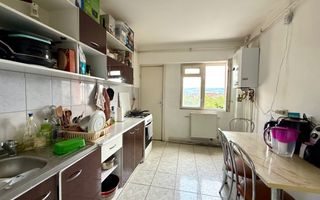 Apartament cu 4 camere decomandate, etaj intermediar, zona Marasti - Poză 3