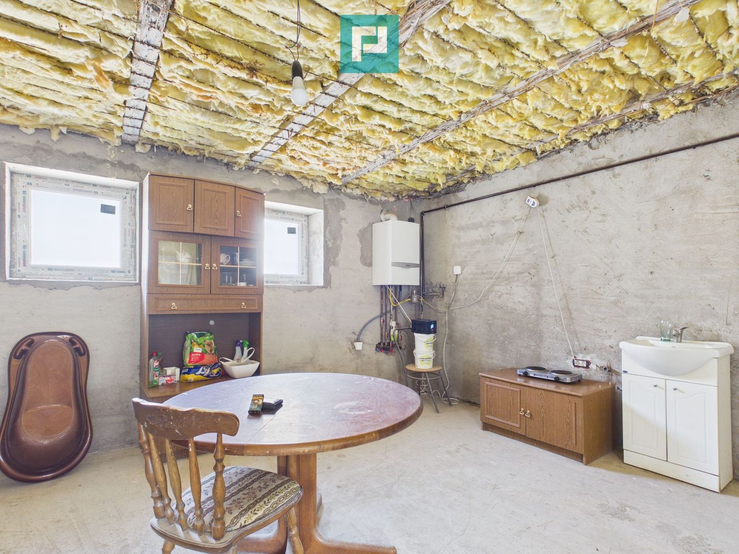 Casă cu teren de 2.134 mp în Sântana | 5 camere - Poză 7