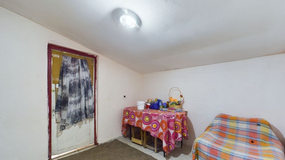 Casă cu Potențial Imens în Șipet, comuna Tormac - Poză 13