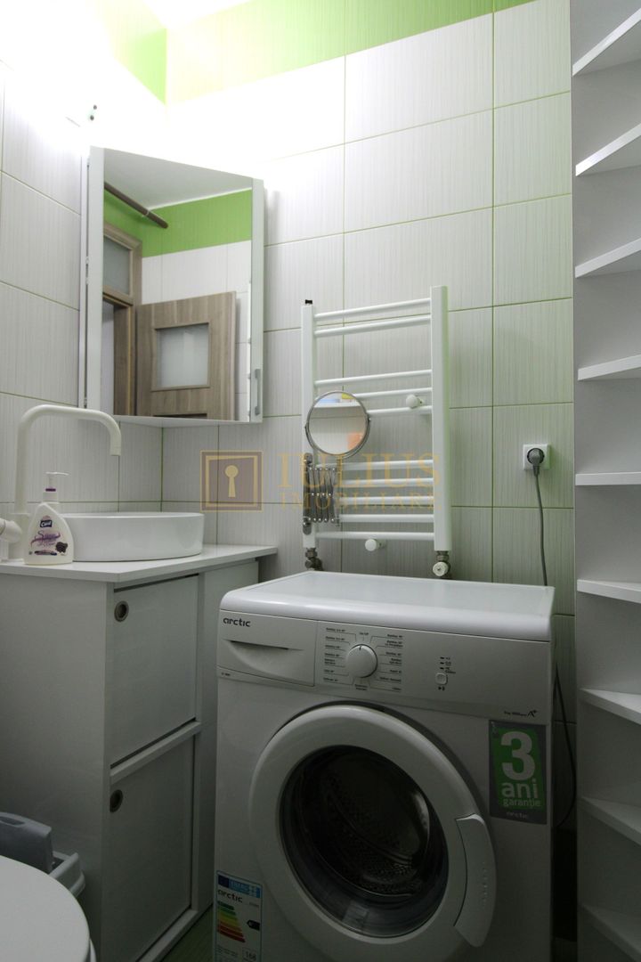 Lipovei -3 camere, centrala proprie, garaj inclus - Poză 12
