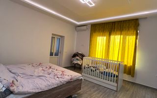 Casă spațioasă de vânzare în Ruși – pentru locuință sau investitie - Poză 3