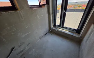 Duplex semifinisat, 4 camere,  250 mp teren, zona Schit - Poză 25