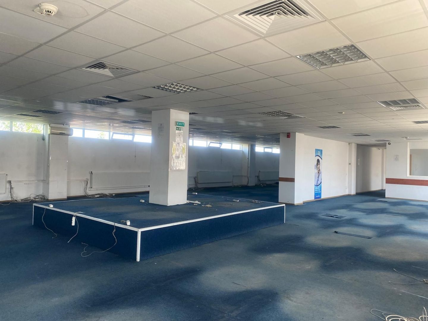 Oportunitate! Inchiriere birouri si spatii de depozitare in Targoviste - Poză 4