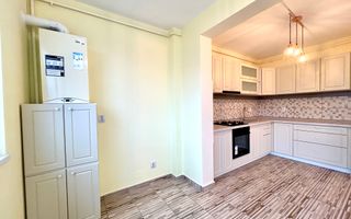 Apartament 3 camere, de vanzare  in Zona BMW / Floresti - Poză 2