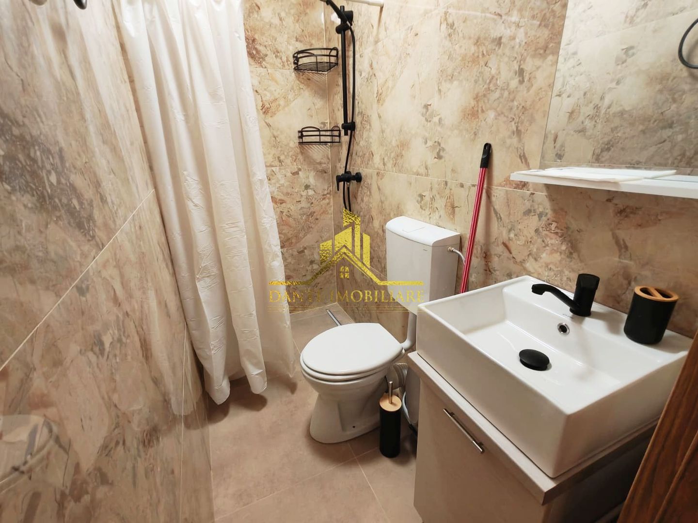 1 camera, spatios, mobilat modern, Central, Pta Avram Iancu, Sora - Poză 9