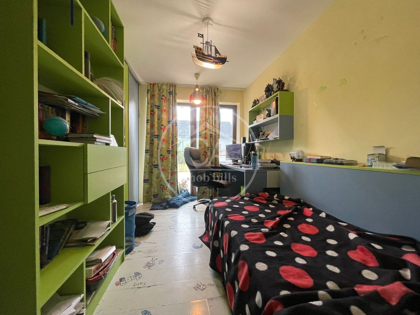 Casa de inchiriat cu 5 camere  in zona Nufaru, Oradea. - Poză 15