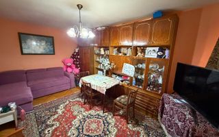 Apartament de vanzare decomandat -3 camere - Poză 11