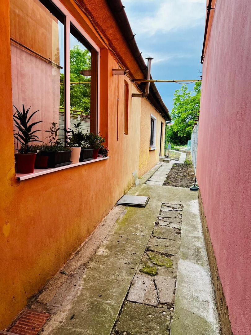 Casă individuală cu teren generos 900mp - Zona Bogdăneștilor - Poză 8