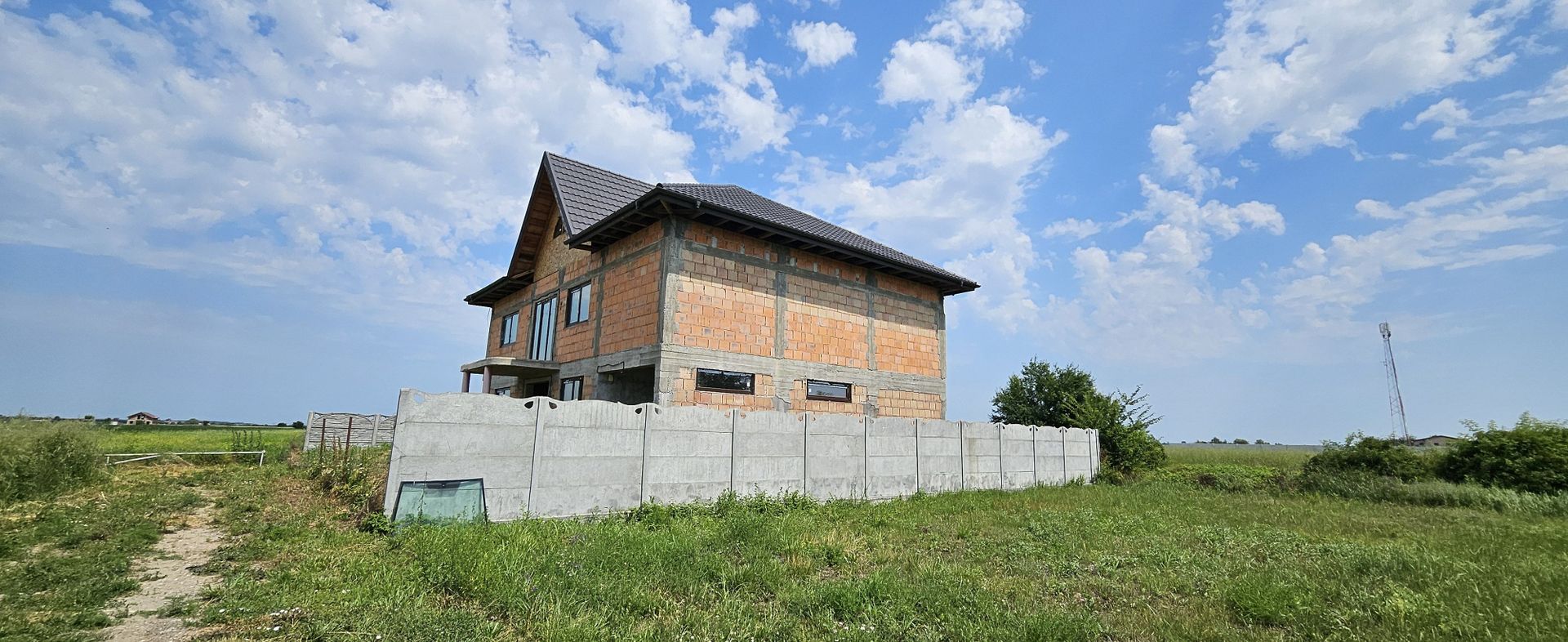 CASA INDIVIDUALA TEGHES, 4 CAMERE, GARAJ INTERIOR, COMISION 0% - Poză 3